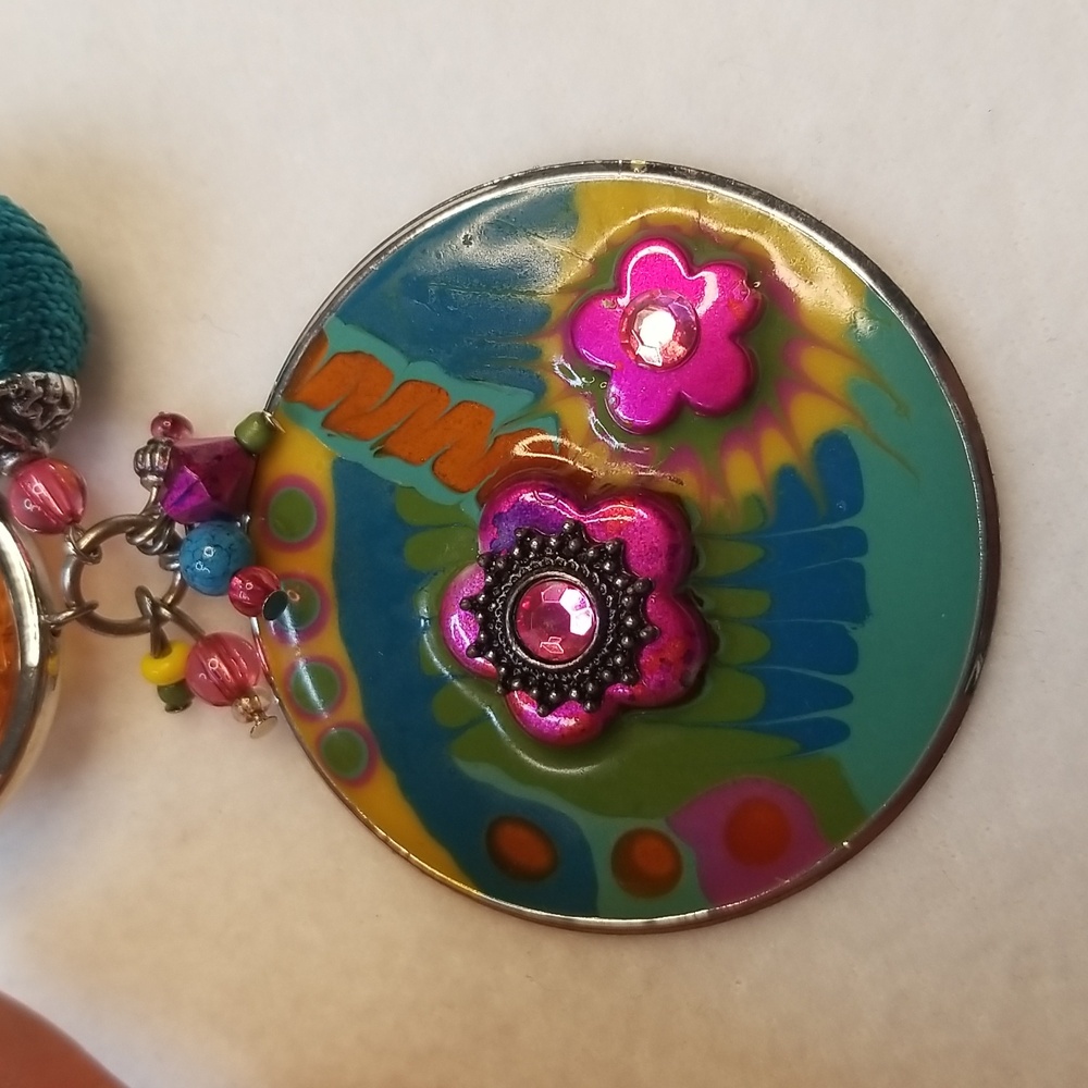 Bohemian Chunky Beaded Floral Pendant Necklace - Picture 3 of 9